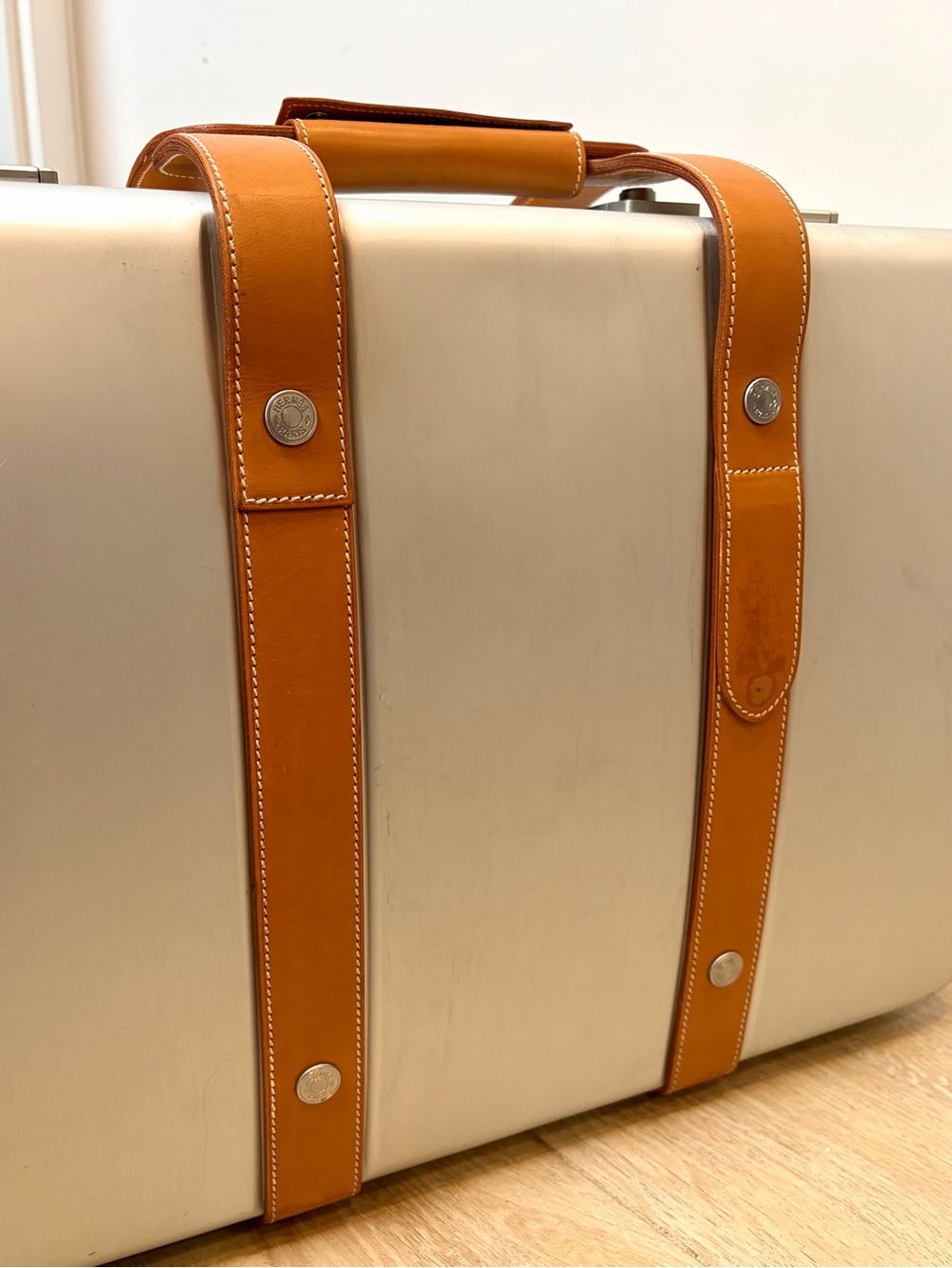 Hermès LTD ED Orion Aluminum & Vache Naturelle Spinner, Retractable Handle, Rare - Picture 9 of 17